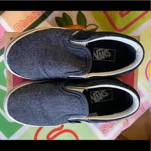 Vans classic slip ons
